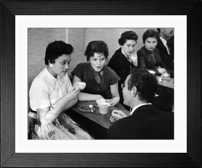 Framed Print : London Coffee Bar Framed Print : London Coffee Bar
