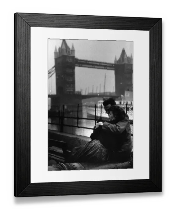 Framed Print : Romantic London Framed Print : Romantic London