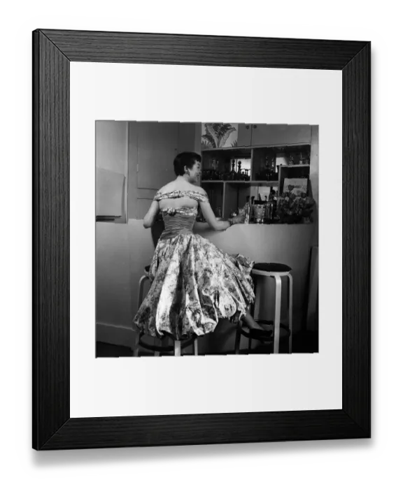 Framed Print : Back Interest Framed Print : Back Interest