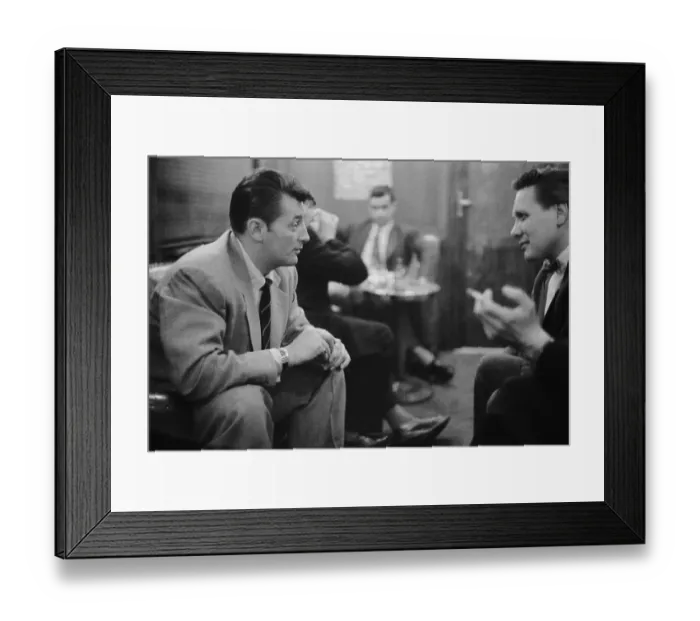 Framed Print : Robert Mitchum Framed Print : Robert Mitchum