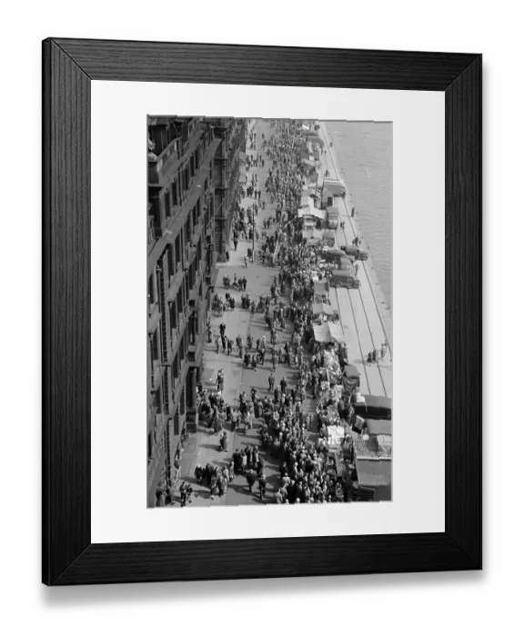 Framed Print : Tyneside Quayside Framed Print : Tyneside Quayside
