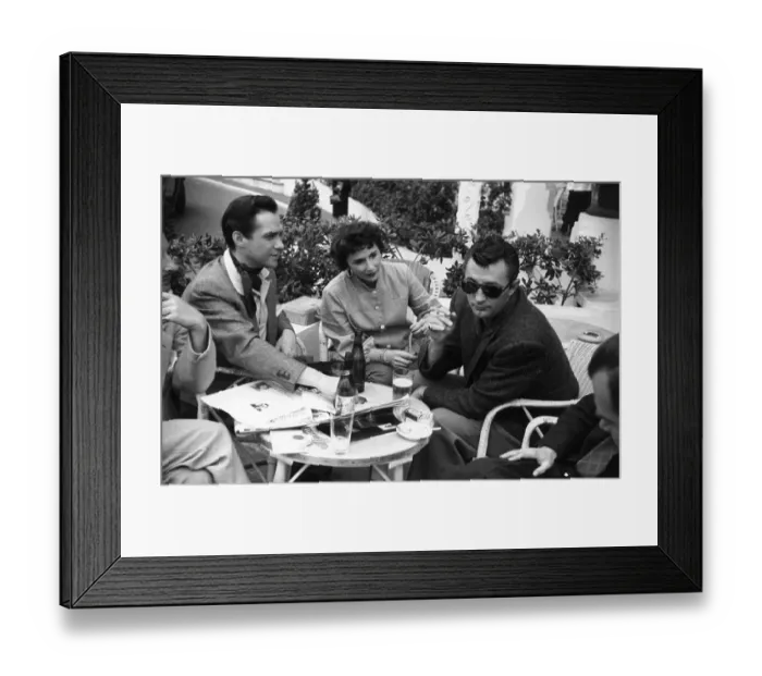 Framed Print : Robert Mitchum Framed Print : Robert Mitchum
