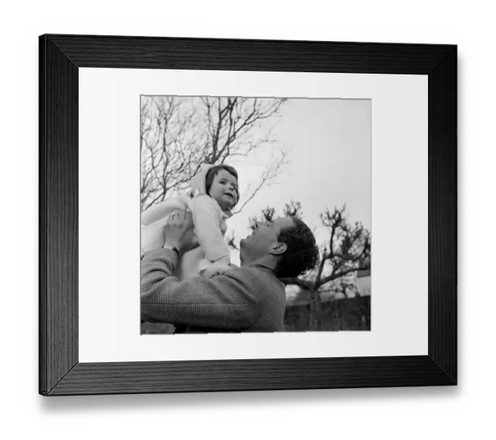 Framed Print : Apple Of His Eye