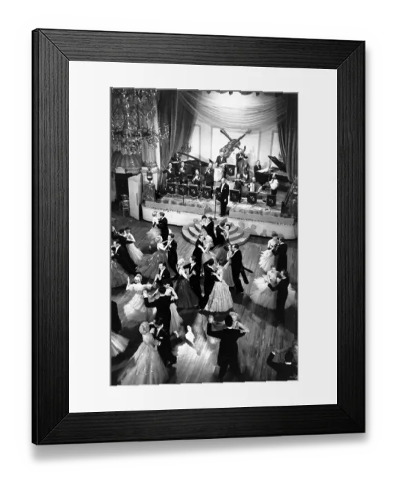 Framed Print : Ballroom Dancers Framed Print : Ballroom Dancers