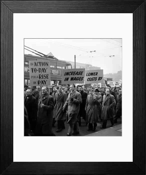 Framed Print : Pay March. 13th February 1954: Two thousand members of the Electrical Trade Union Framed Print : Pay March. 13th February 1954: Two thousand members of the Electrical Trade Union