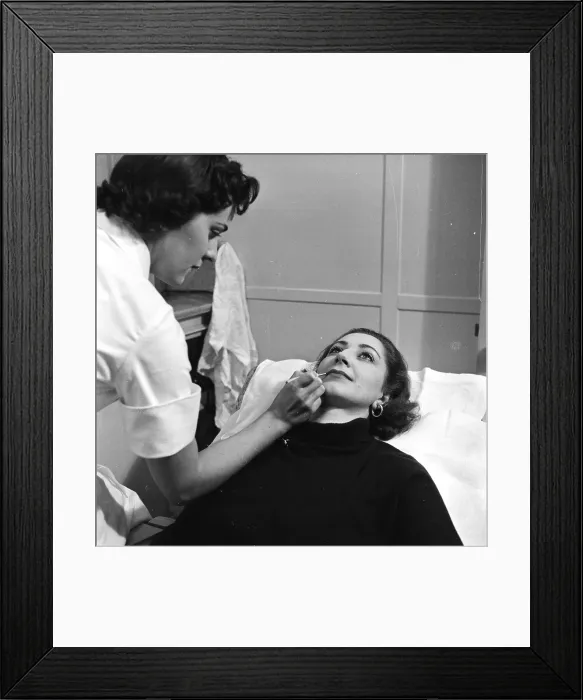 Framed Print : Lovely Lips