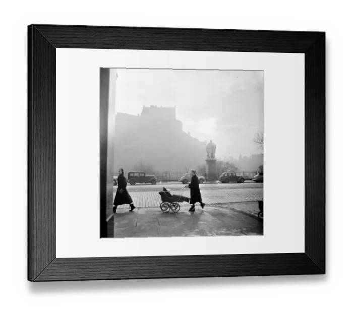 Framed Print : Edinburgh Street Framed Print : Edinburgh Street
