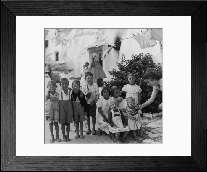 Framed Print : Peniscola Children
