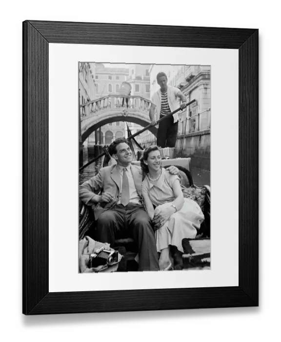 Framed Print : Italian Coach Tour Framed Print : Italian Coach Tour