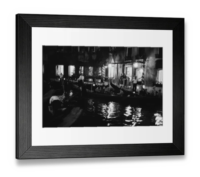 Framed Print : Italian Coach Tour Framed Print : Italian Coach Tour