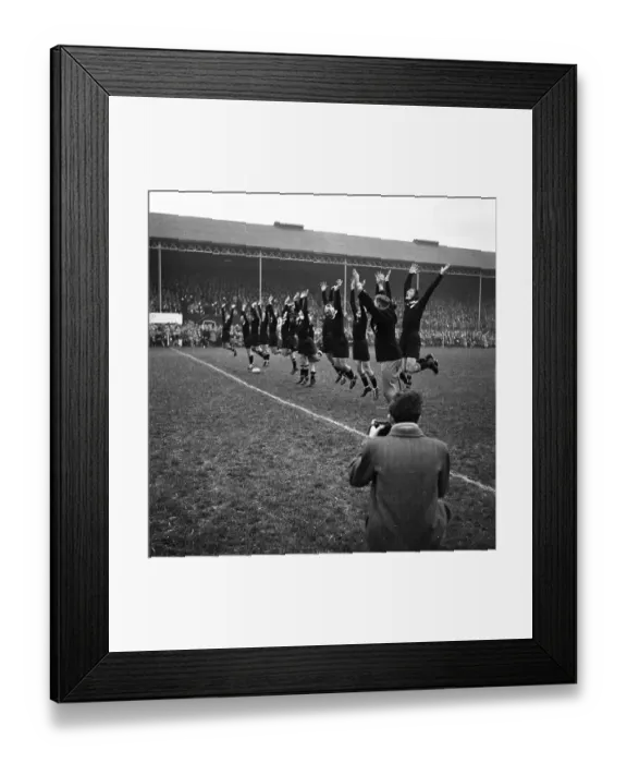 Framed Print : All Blacks Cheer Framed Print : All Blacks Cheer