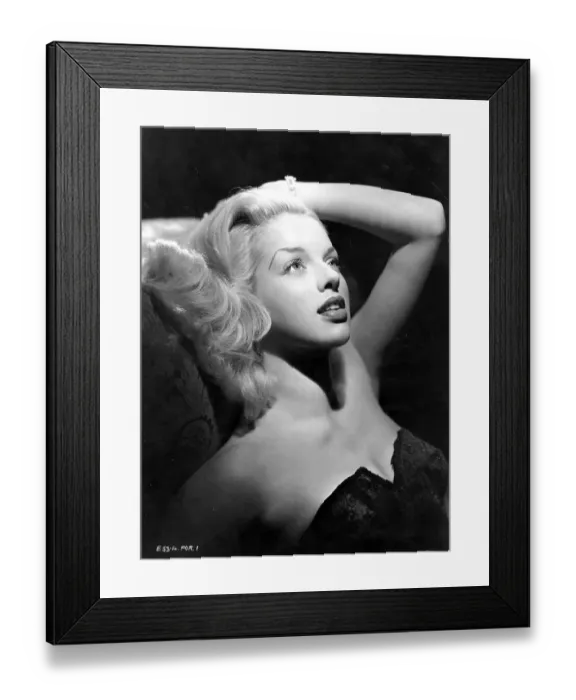 Framed Print : Diana Dors Framed Print : Diana Dors