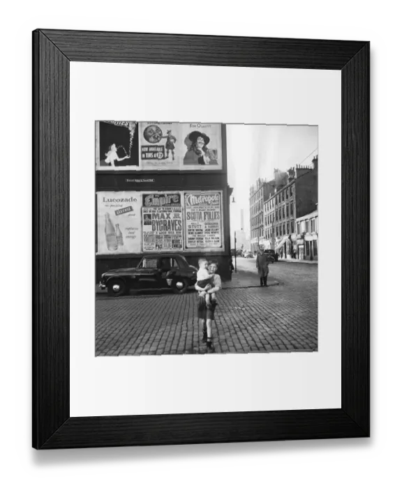 Framed Print : Glaswegian Street Framed Print : Glaswegian Street