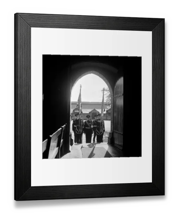 Framed Print : Laying-Up The Colours Framed Print : Laying-Up The Colours