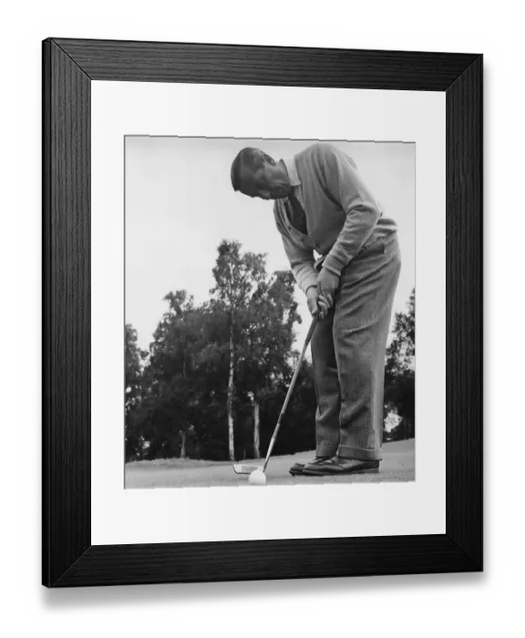 Framed Print : Cotton Practises At Wentworth Framed Print : Cotton Practises At Wentworth