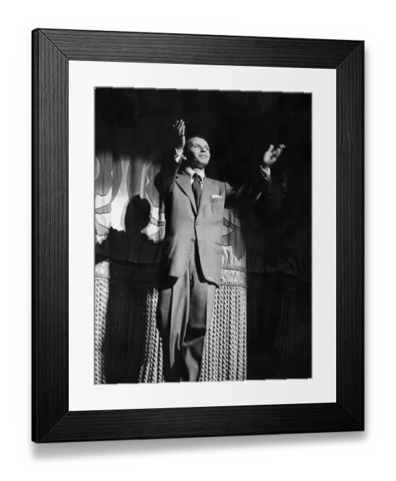 Framed Print : Sinatra Claps Framed Print : Sinatra Claps