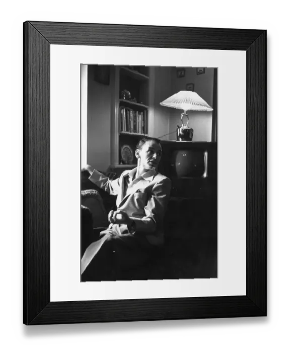 Framed Print : Sinatra In Mayfair Framed Print : Sinatra In Mayfair