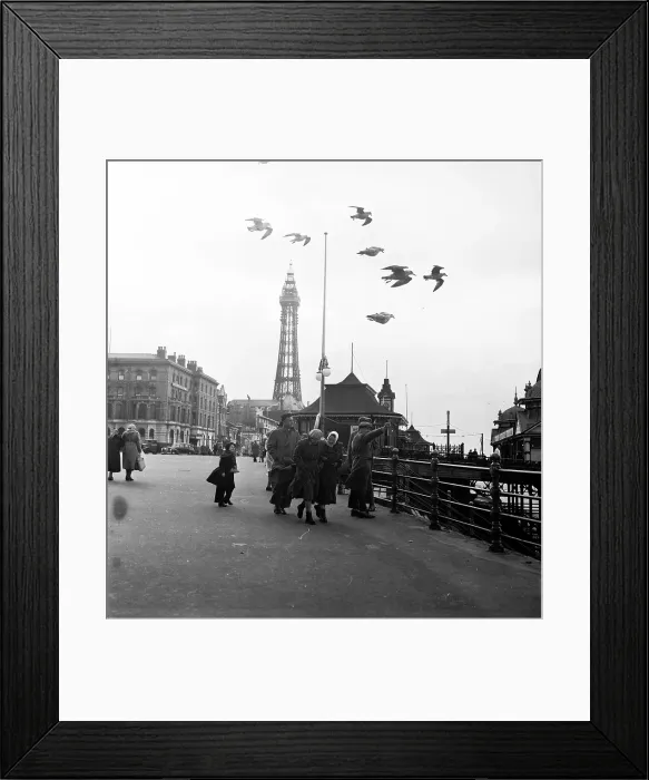 Framed Print : Sea Front. 11th July 1953: Tourists on the sea front at Blackpool with Framed Print : Sea Front. 11th July 1953: Tourists on the sea front at Blackpool with