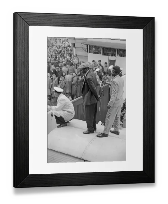 Framed Print : Coronation Procession Framed Print : Coronation Procession