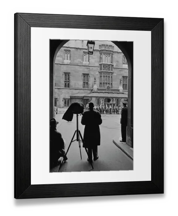Framed Print : Photographer In An Archway
