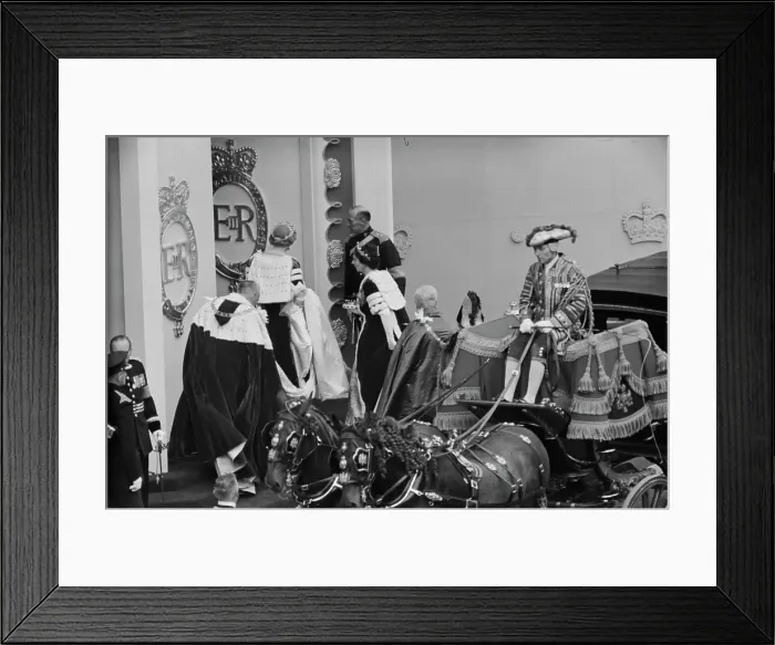 Framed Print : The Coronation Of Queen Elizabeth II Framed Print : The Coronation Of Queen Elizabeth II