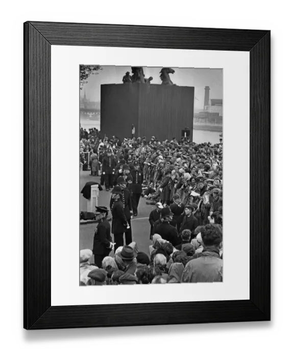 Framed Print : Coronation Crowds Framed Print : Coronation Crowds
