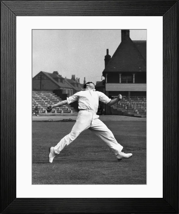 Framed Print : Freddie Trueman Framed Print : Freddie Trueman