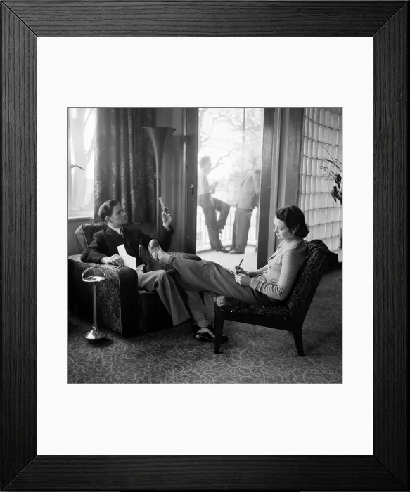 Framed Print : Honeymoon Hotel Framed Print : Honeymoon Hotel