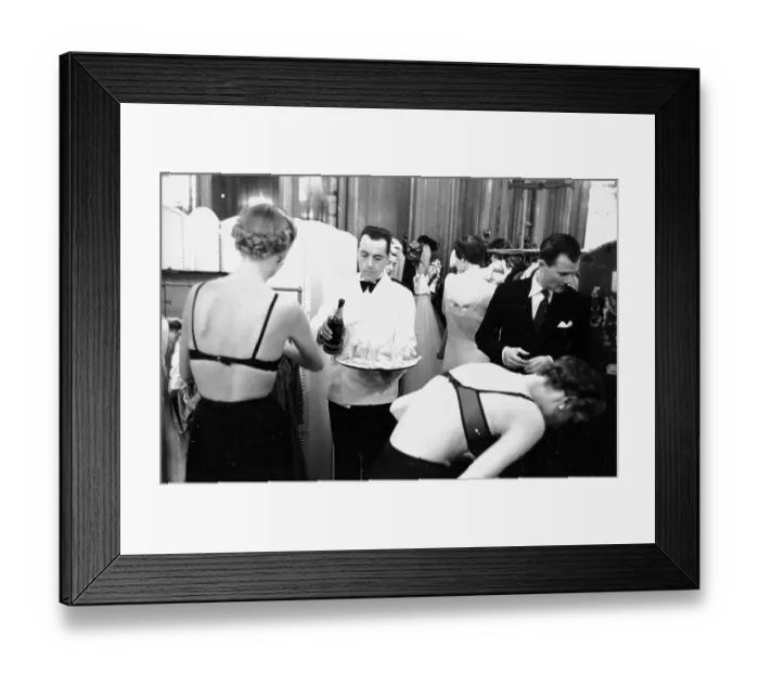 Framed Print : Champagne Break Framed Print : Champagne Break