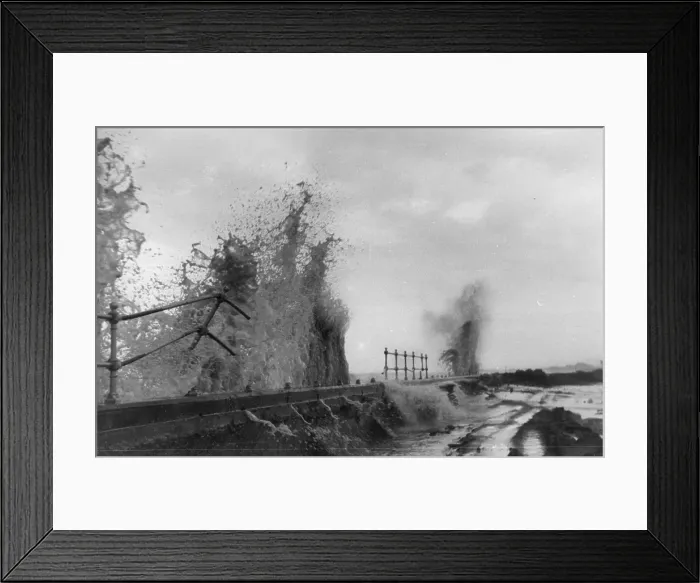 Framed Print : Gale Force Tide Framed Print : Gale Force Tide