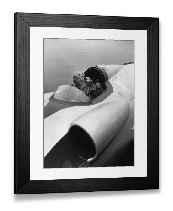 Framed Print : John Cobb. 29th September 1952: John Cobb sets out in the Railton-designed Framed Print : John Cobb. 29th September 1952: John Cobb sets out in the Railton-designed