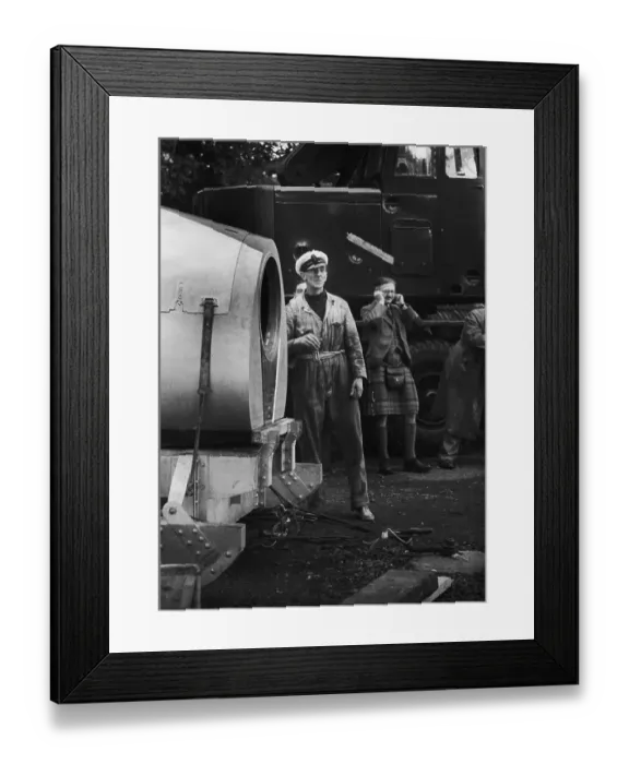 Framed Print : Crusader Mechanic Framed Print : Crusader Mechanic