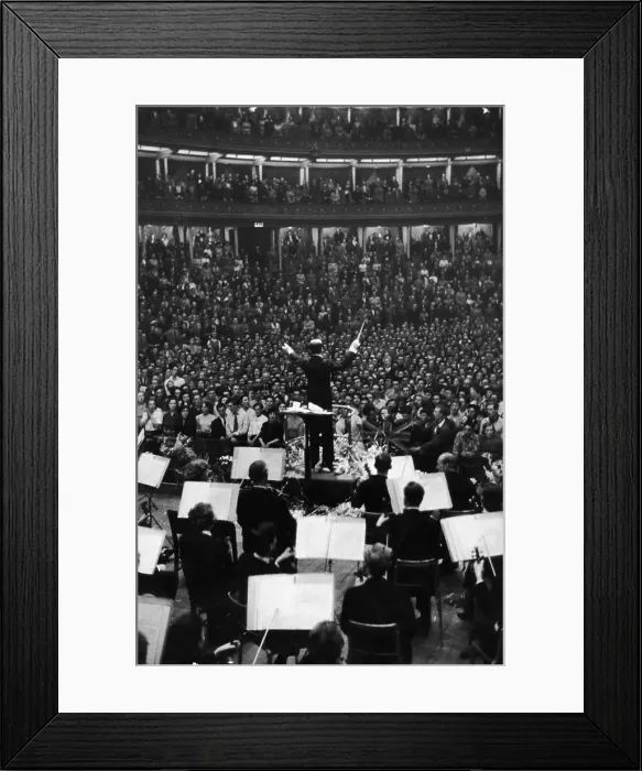 Framed Print : God Save The Queen Framed Print : God Save The Queen
