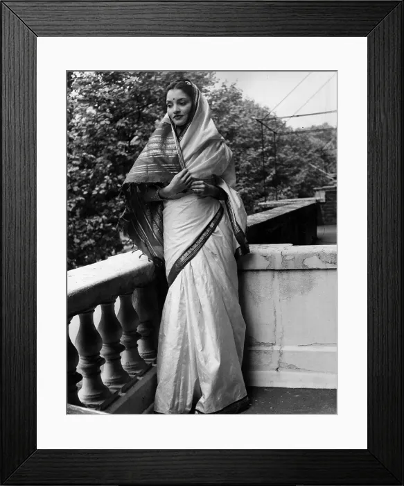 Framed Print : Indian Beauty Queen Framed Print : Indian Beauty Queen