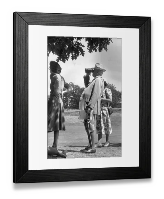 Framed Print : Golf Spectator Framed Print : Golf Spectator