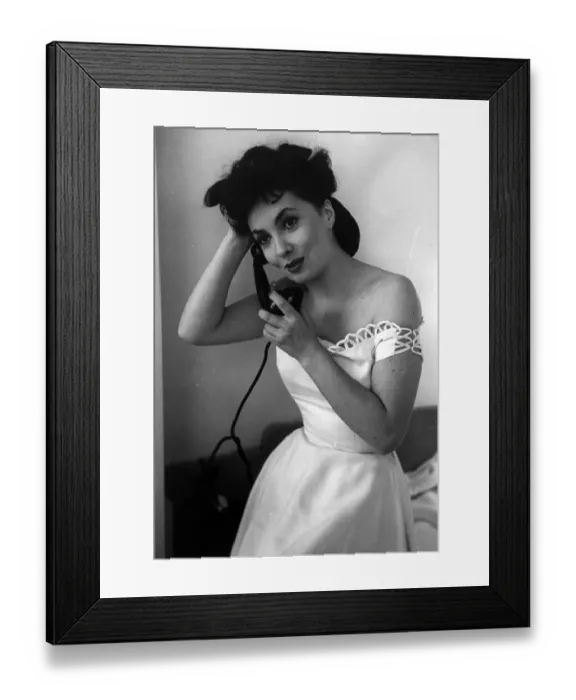 Framed Print : Gina Lollobrigida Framed Print : Gina Lollobrigida