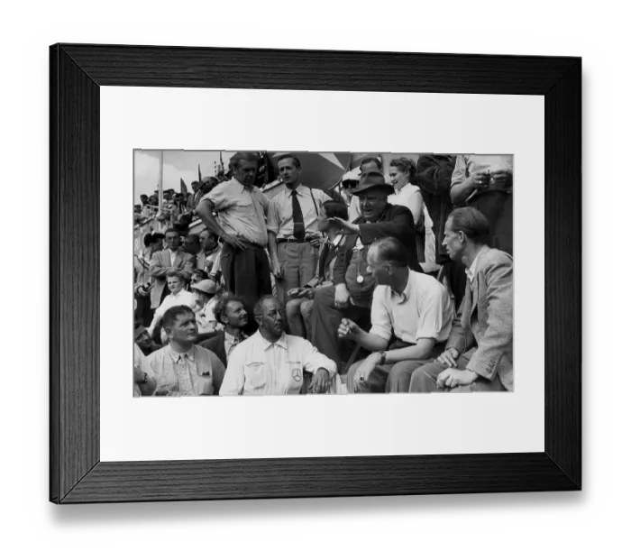 Framed Print : Racing Benz Boss Framed Print : Racing Benz Boss