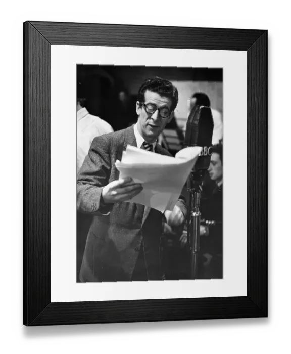 Framed Print : Benny Lee. 24th May 1952: Radio comedian and singer Benny Lee Framed Print : Benny Lee. 24th May 1952: Radio comedian and singer Benny Lee