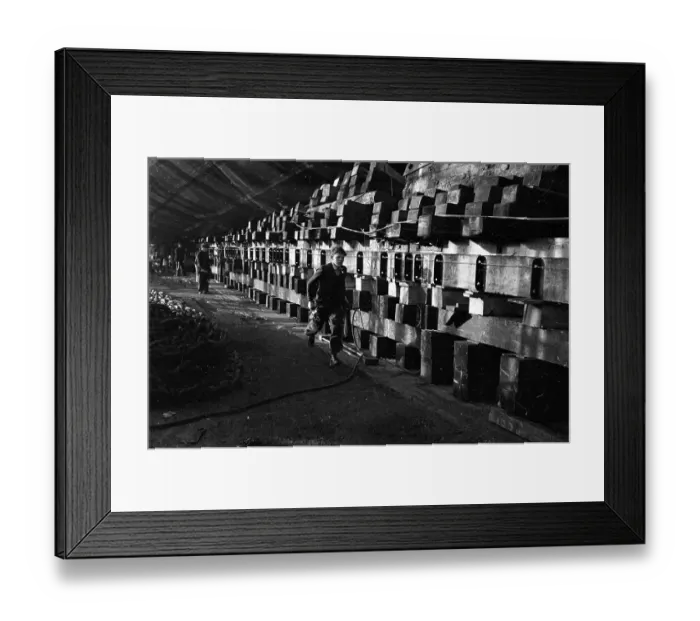 Framed Print : Uganda's Hull Framed Print : Uganda's Hull