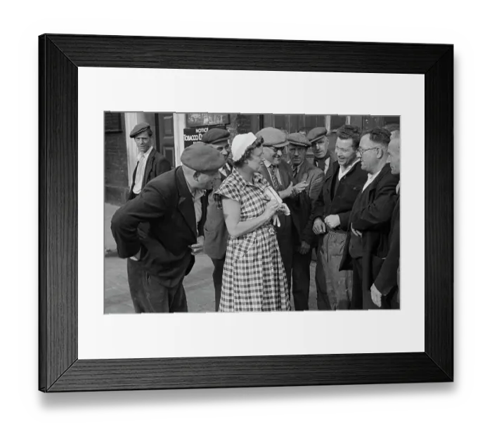 Framed Print : Women Reporters Framed Print : Women Reporters