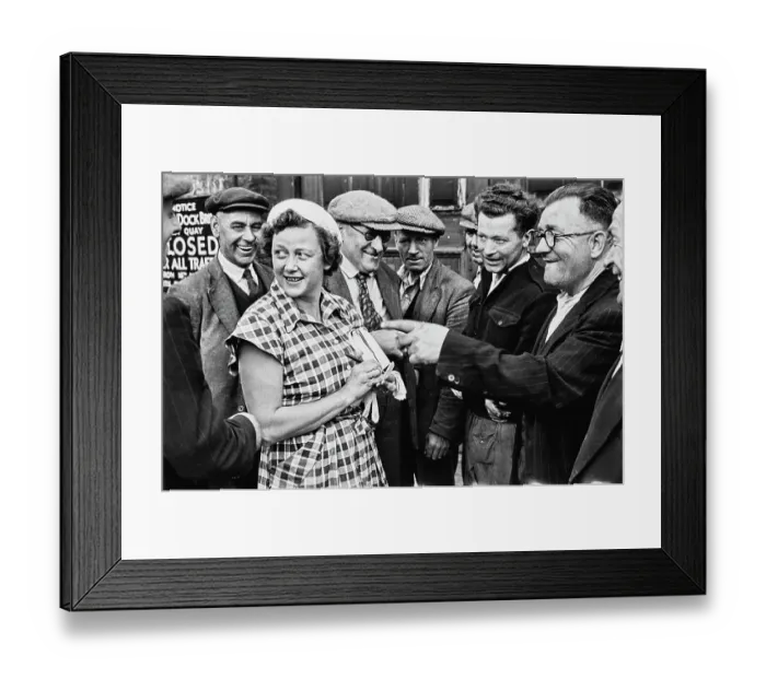 Framed Print : Women Reporters Framed Print : Women Reporters