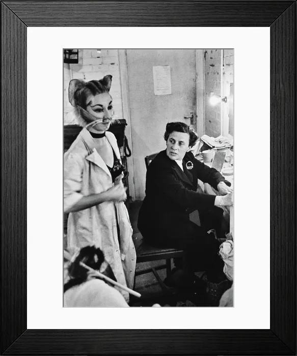 Framed Print : Women Reporters Framed Print : Women Reporters