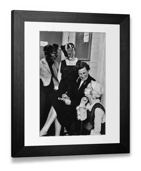Framed Print : Women Reporters Framed Print : Women Reporters