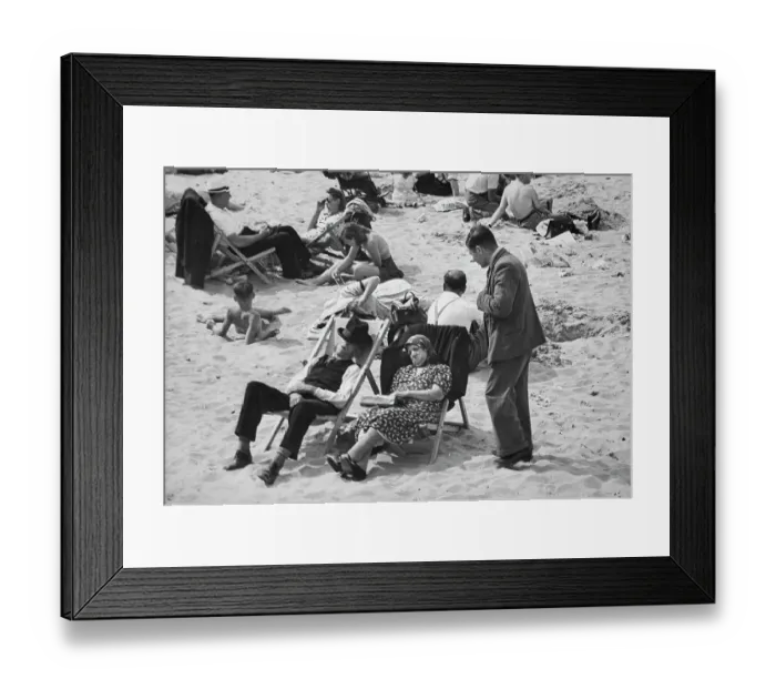 Framed Print : Heatwave Sun Seekers Framed Print : Heatwave Sun Seekers