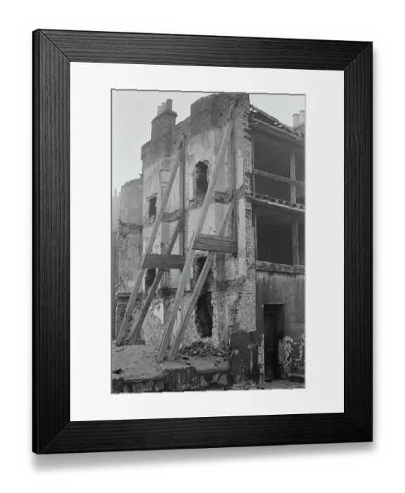 Framed Print : Finsbury Slums Framed Print : Finsbury Slums