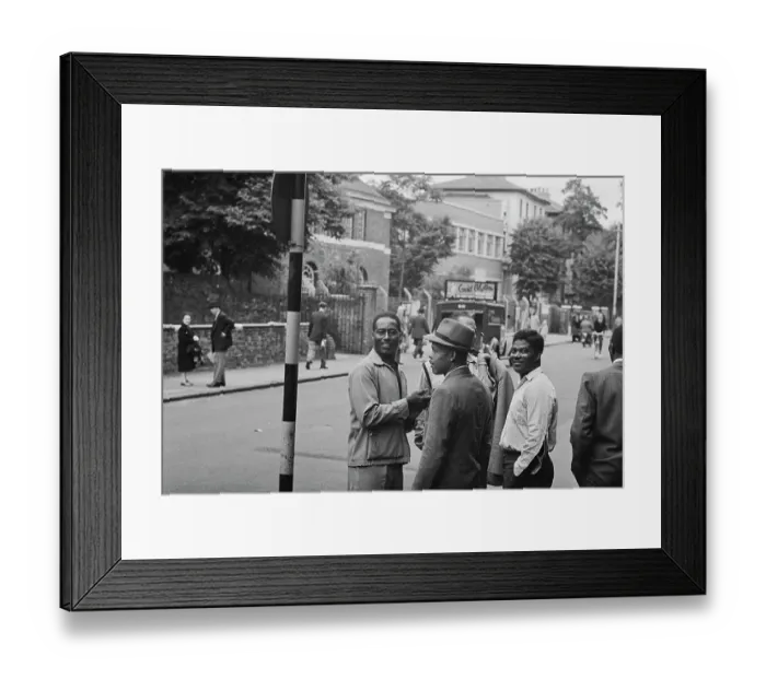 Framed Print : South Londoners Framed Print : South Londoners
