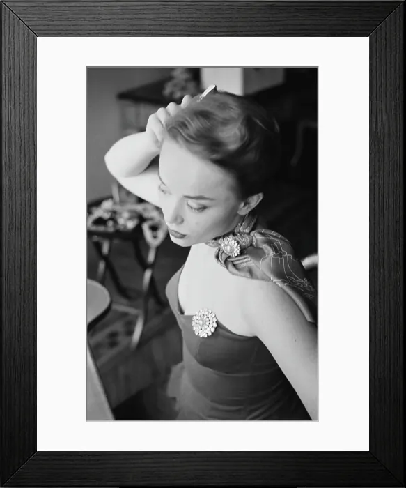 Framed Print : Florentine Fashion
