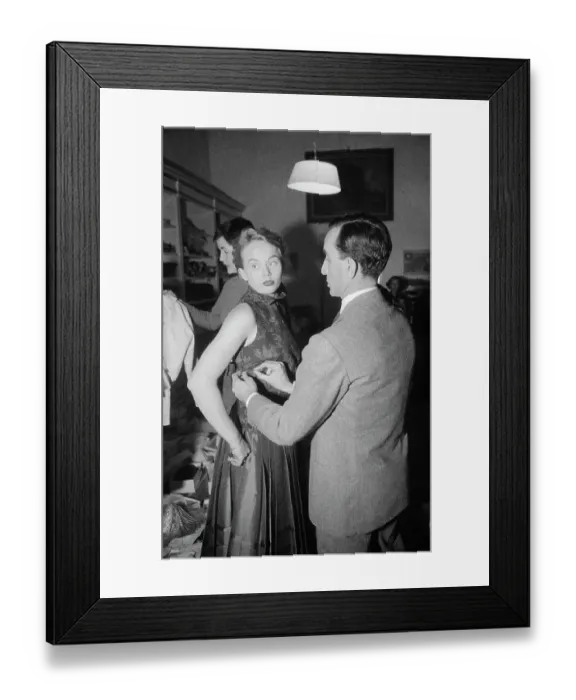 Framed Print : Florentine Fashion Framed Print : Florentine Fashion