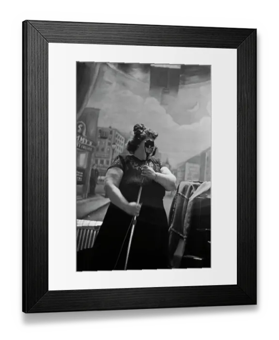 Framed Print : New York Bar Scene Framed Print : New York Bar Scene