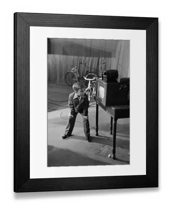 Framed Print : Live From New York Framed Print : Live From New York